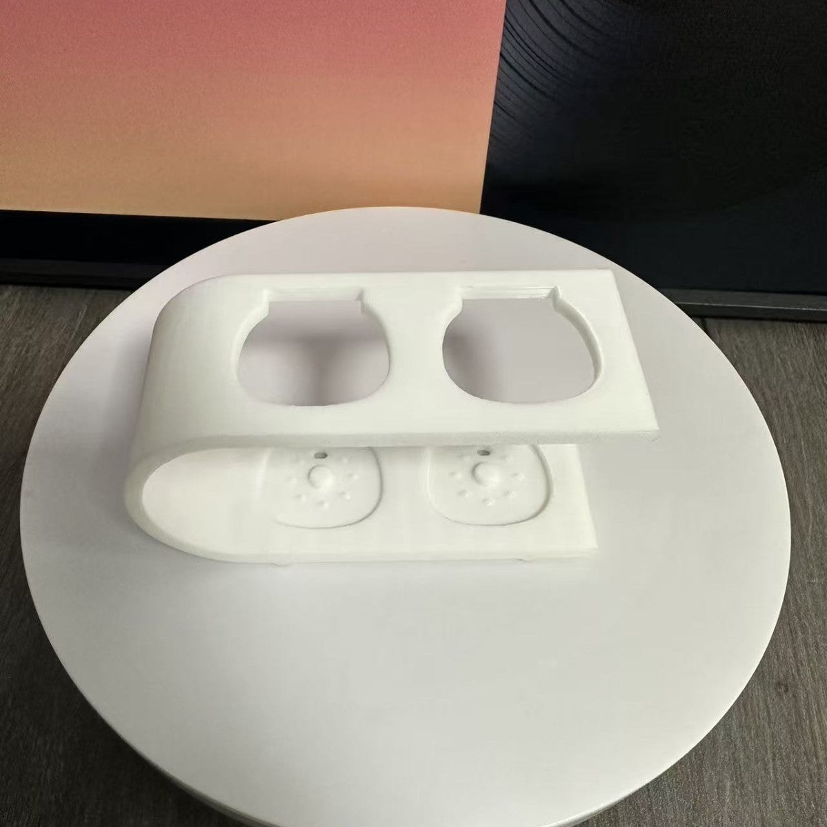 1 Toothbrush Holder Stand - Modern Minimalist Black & White Plastic Toothbrush Suitable for Bathroom Counter, Hygienic Vertical or Horizontal Display, Space-Saving for, Office, Travel, Toothbrush Storage Holder